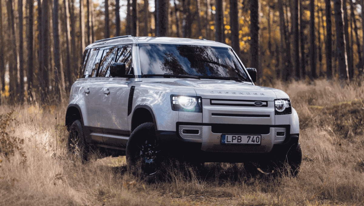 Land Rover Defender