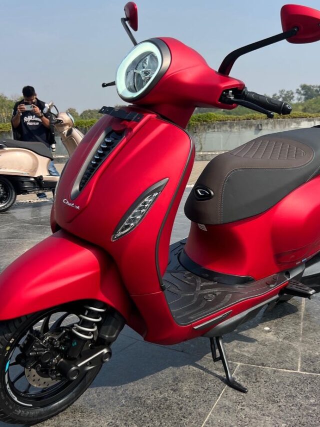 Bajaj-Chetak-35